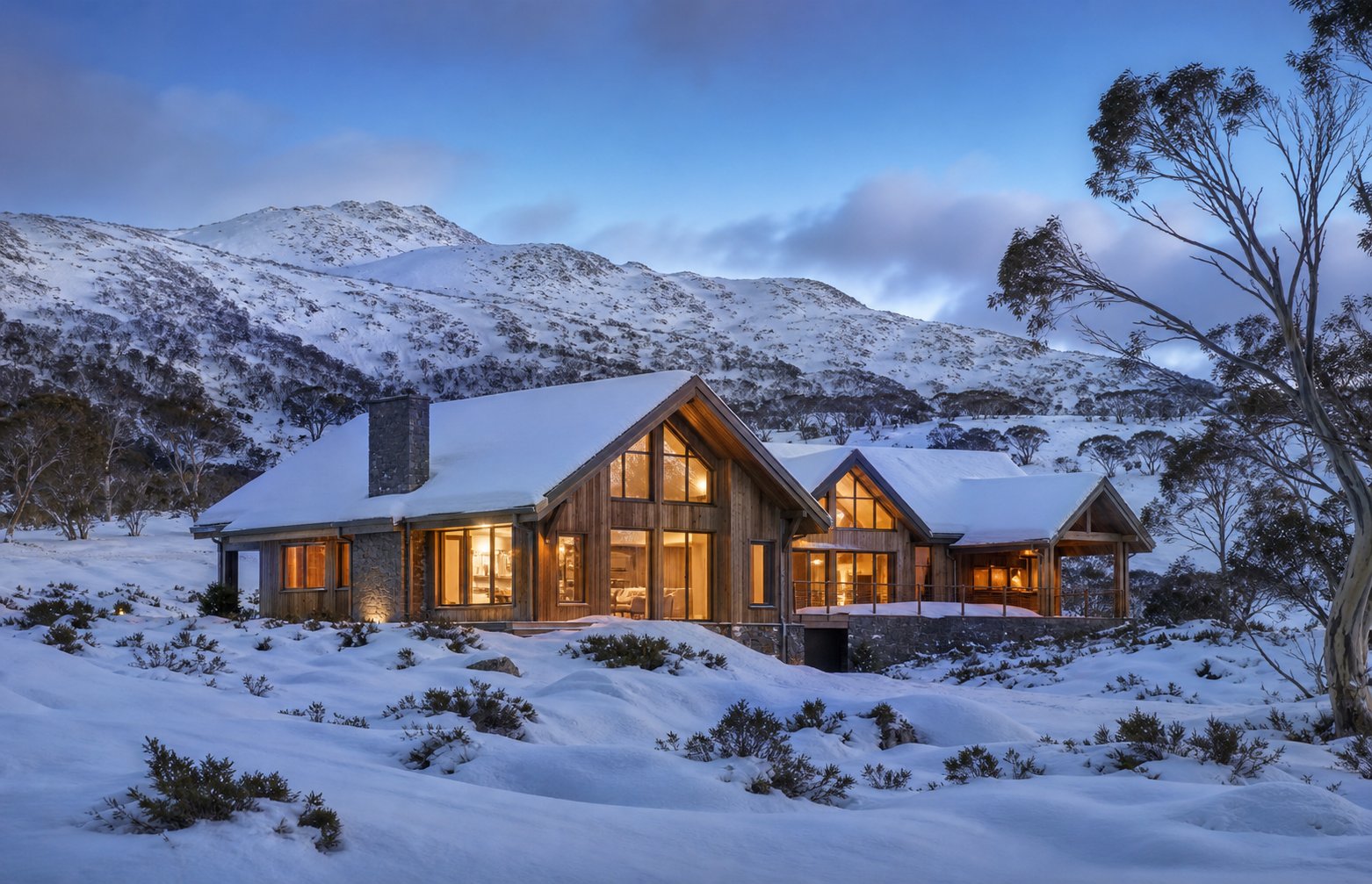 雪季拼住宿，山间小屋夜景